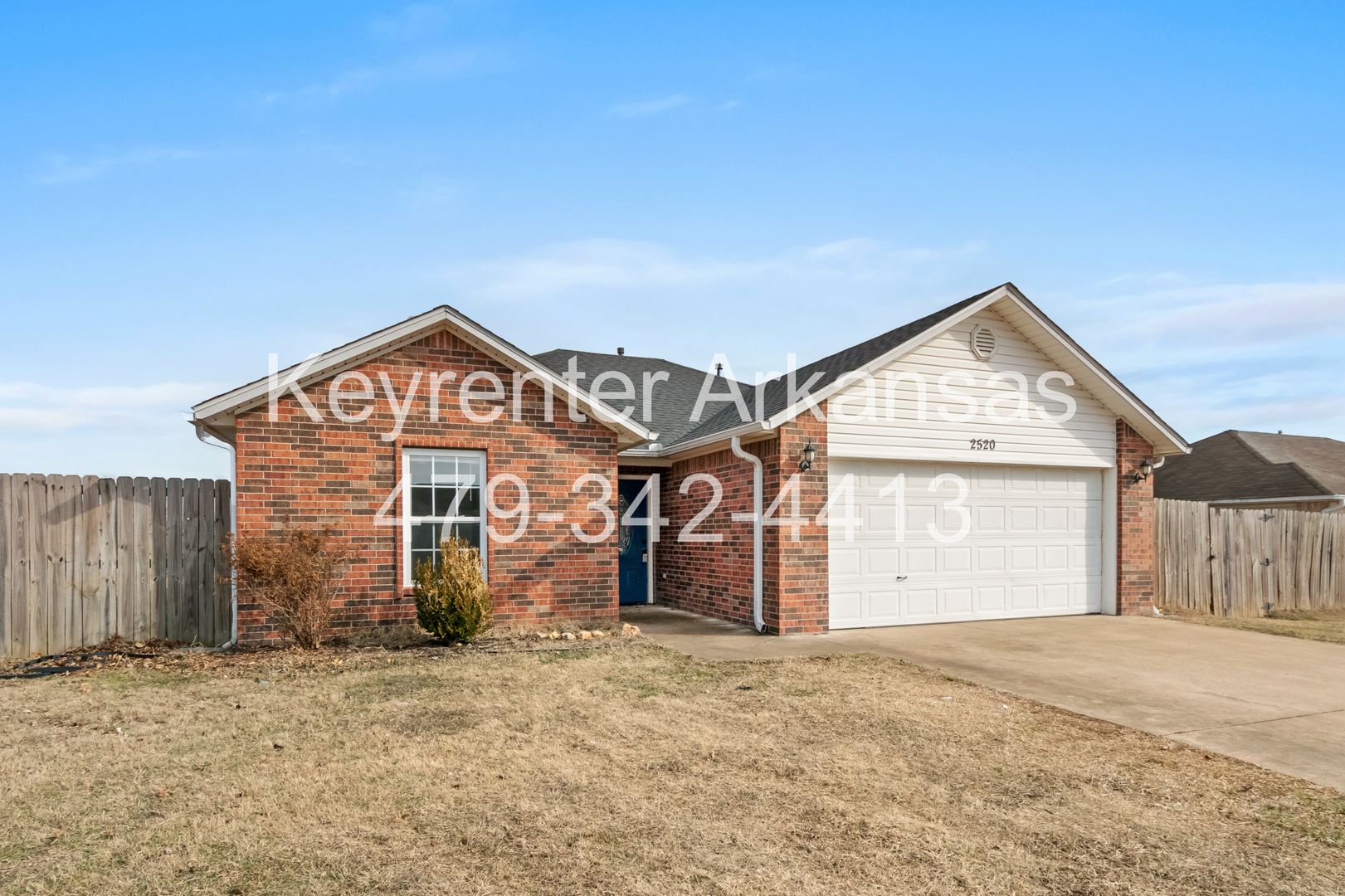 Pea Ridge House: 2520 D J Duvall Dr