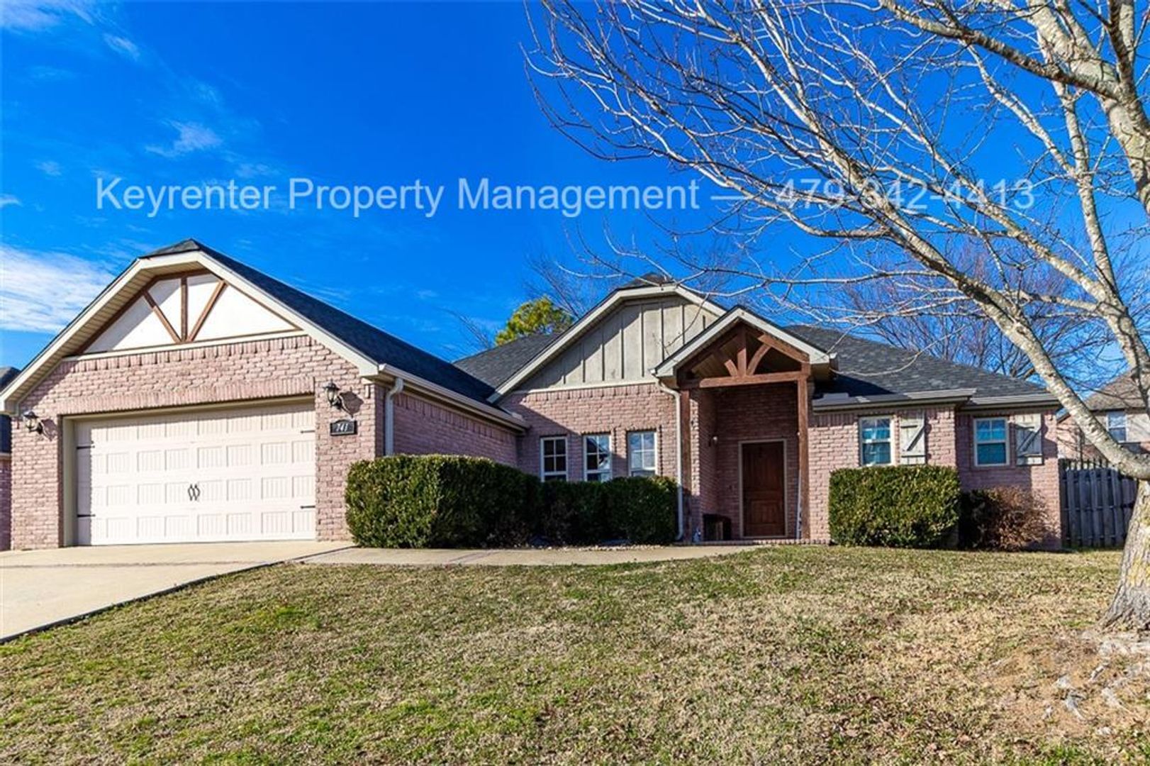 Centerton House: 741 Venice St