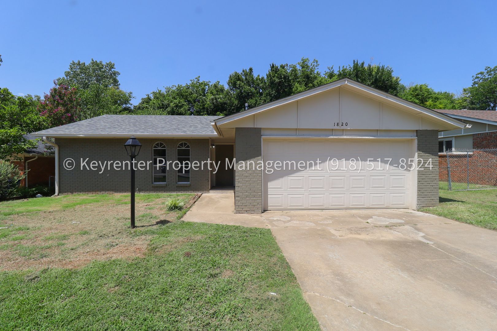 Broken Arrow House: 1820 S 5th Pl