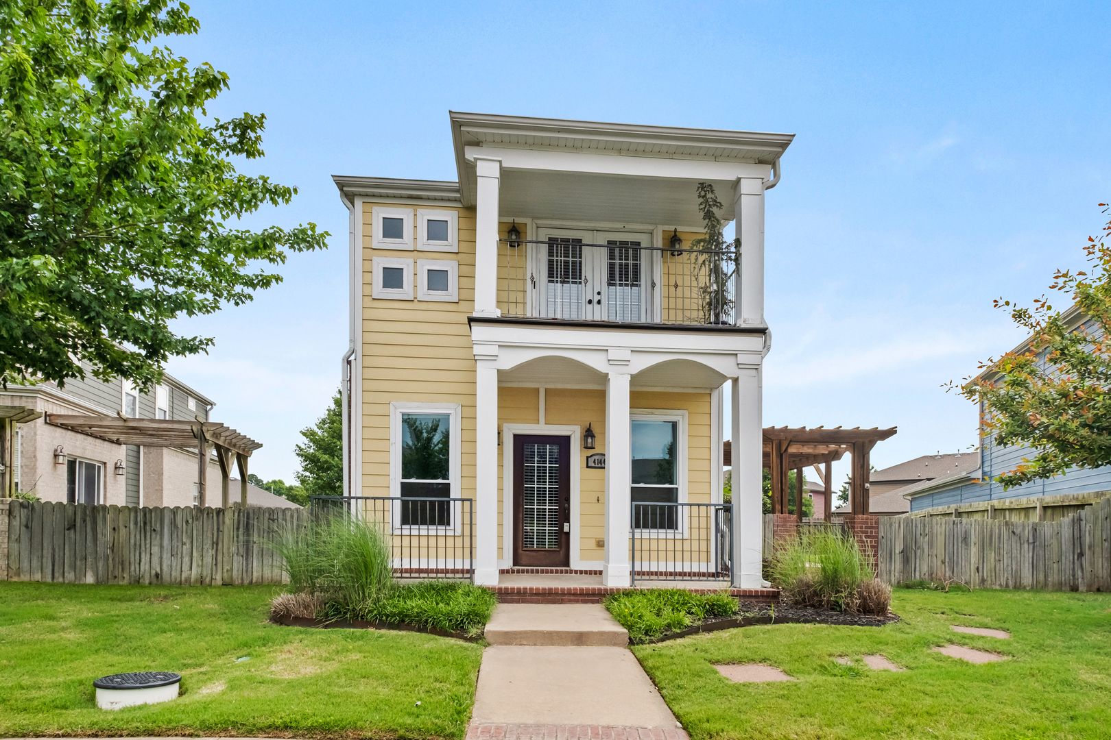 Fayetteville House: 4144 W Bradstreet Ln