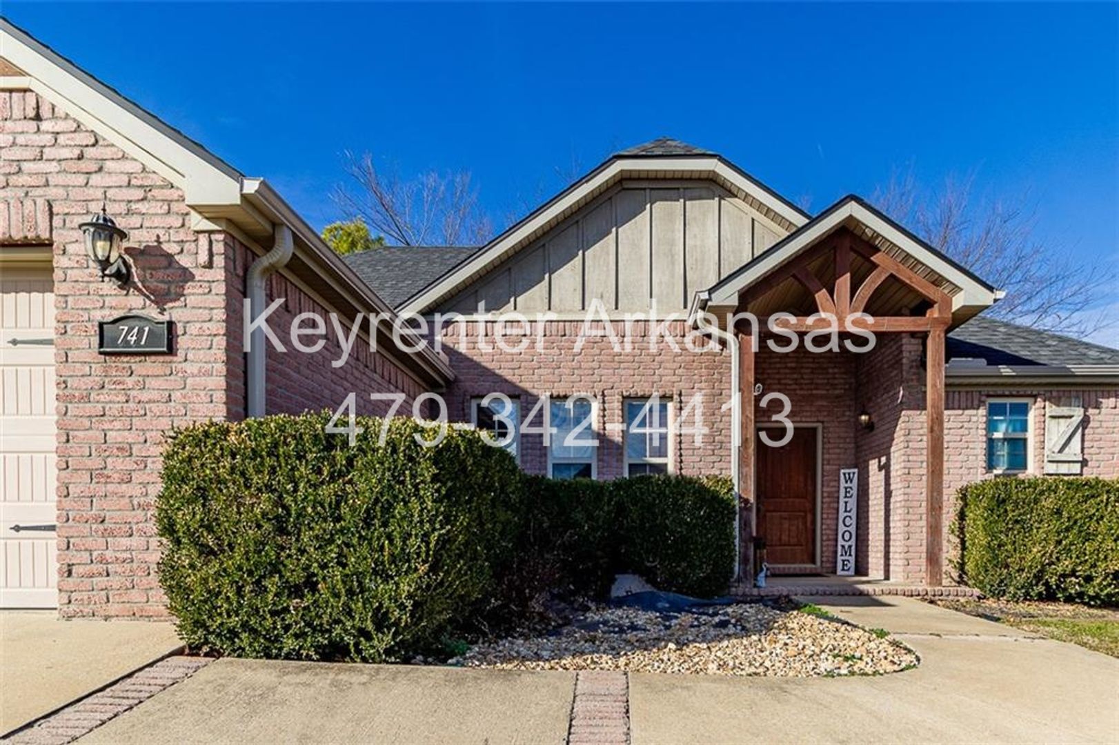 Centerton House: 741 Venice St