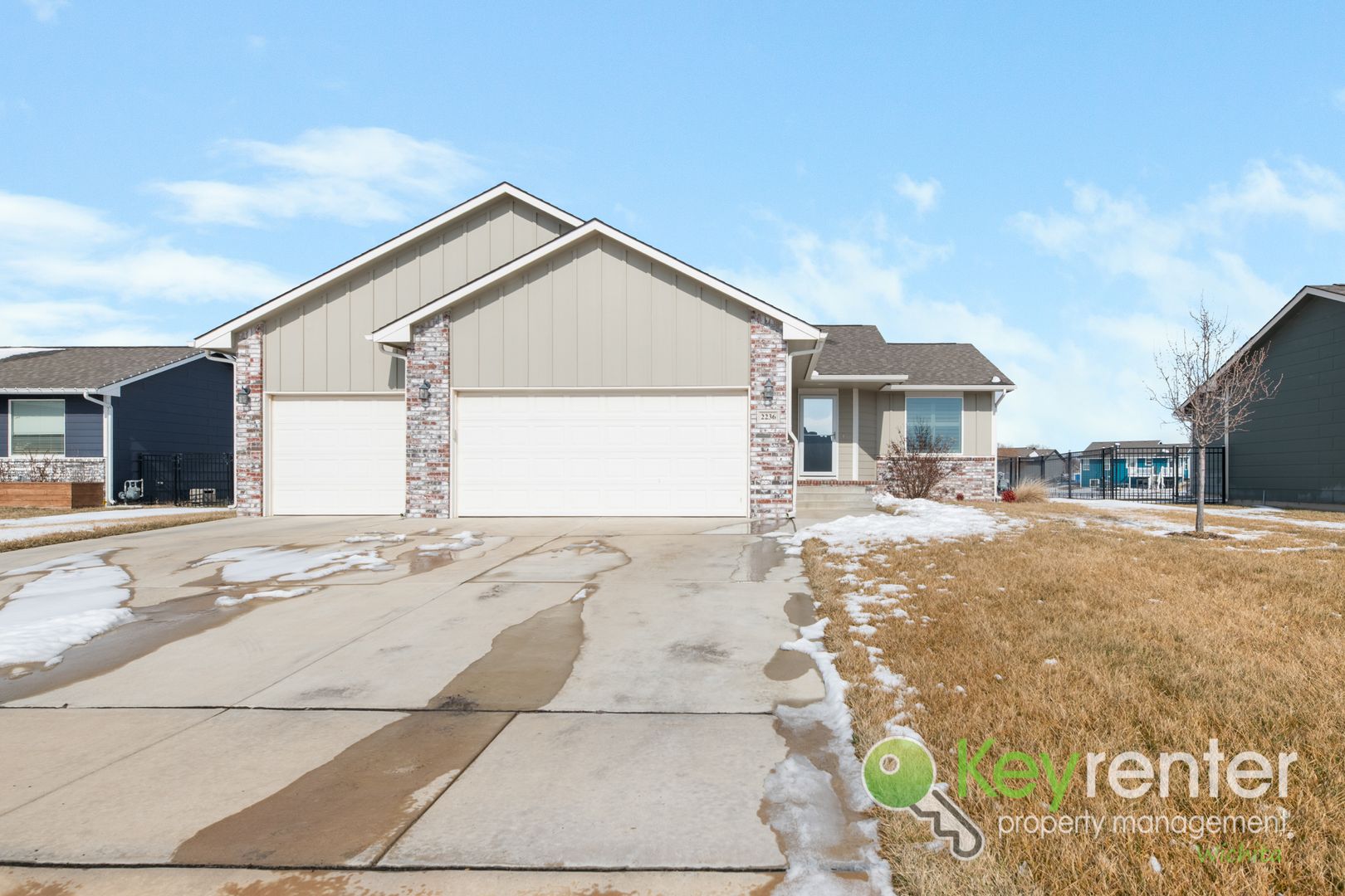 Haysville House: 2236 W Country Lakes St