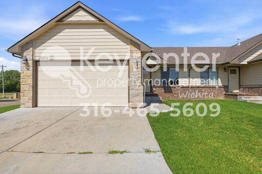 AUGUST is FREE!! Spacious 4-Bedroom Townhome with Finished Basement, 2-Car Garage & Modern Finishes – photo 1