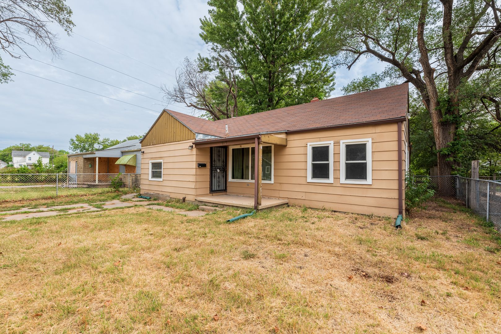 Wichita House: 912 N Green St