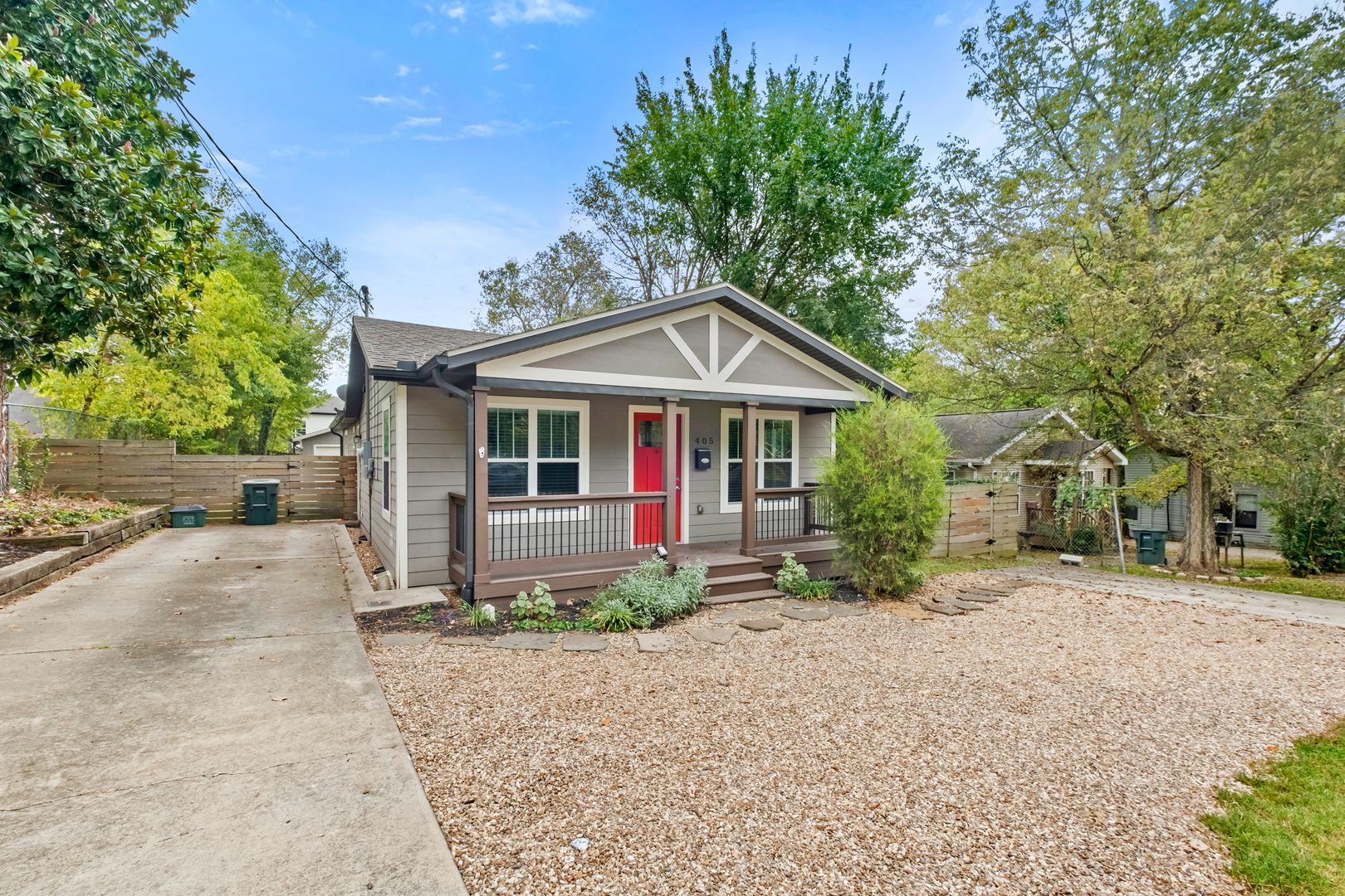 Fayetteville House: 405 E Martin Luther King Jr Blvd