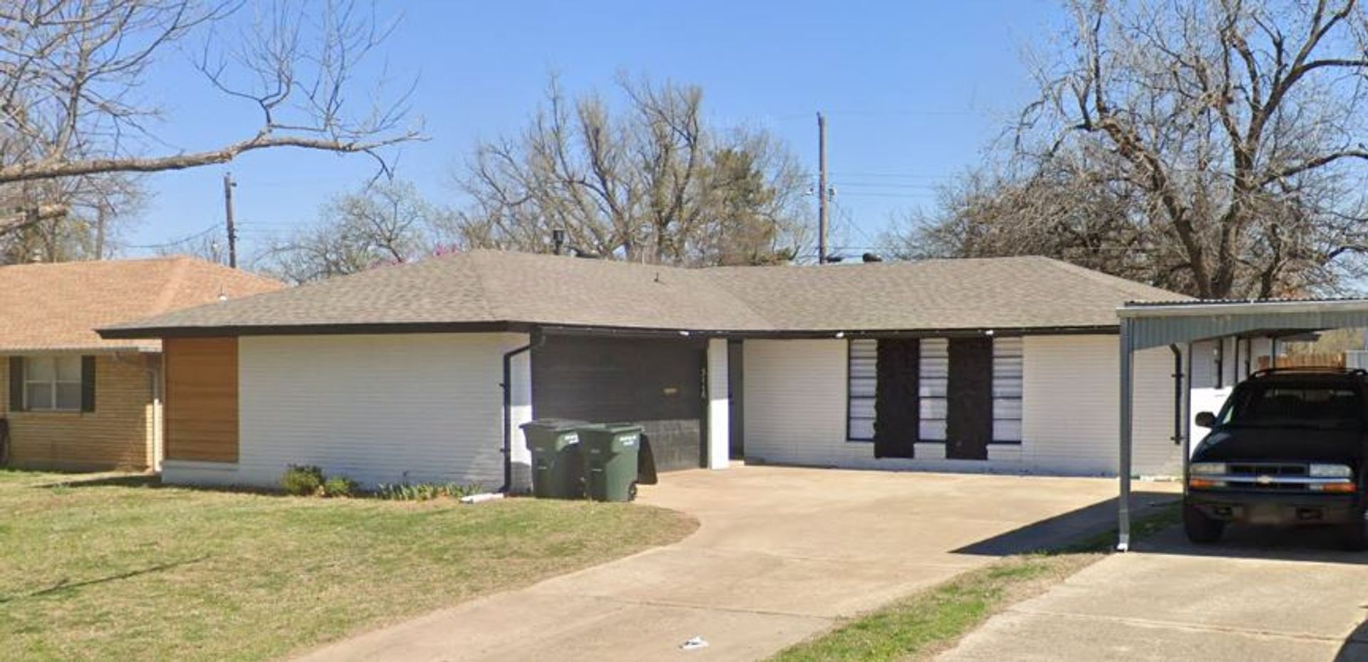 Del City House: 3116 Greenbrier Ter