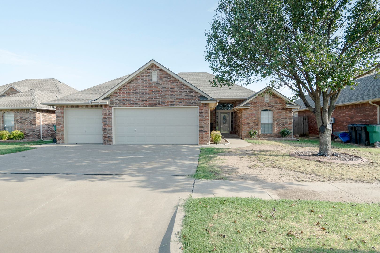 Oklahoma City House: 612 SW 160th St