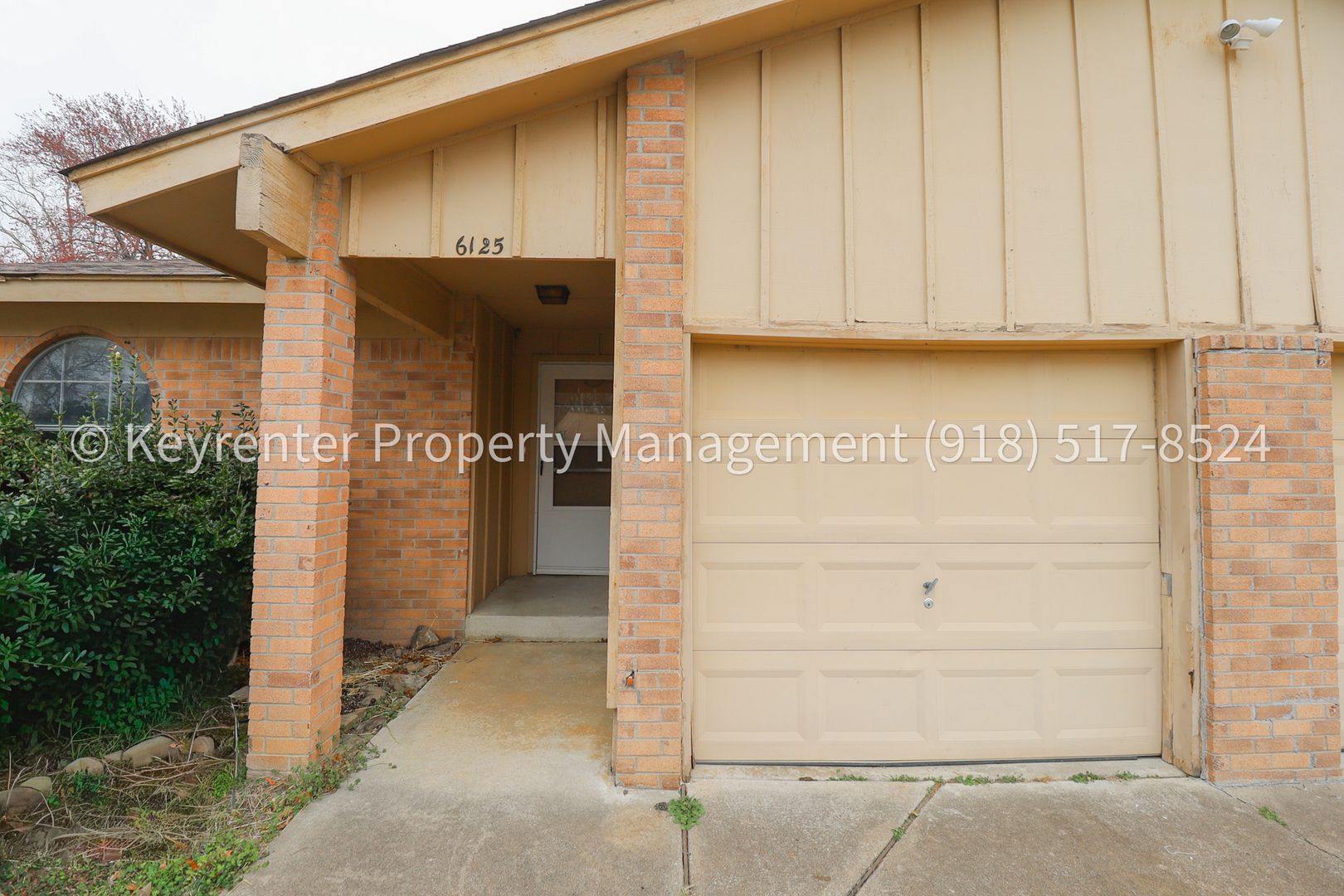 Tulsa Apartment: 6125 S Troost Ave