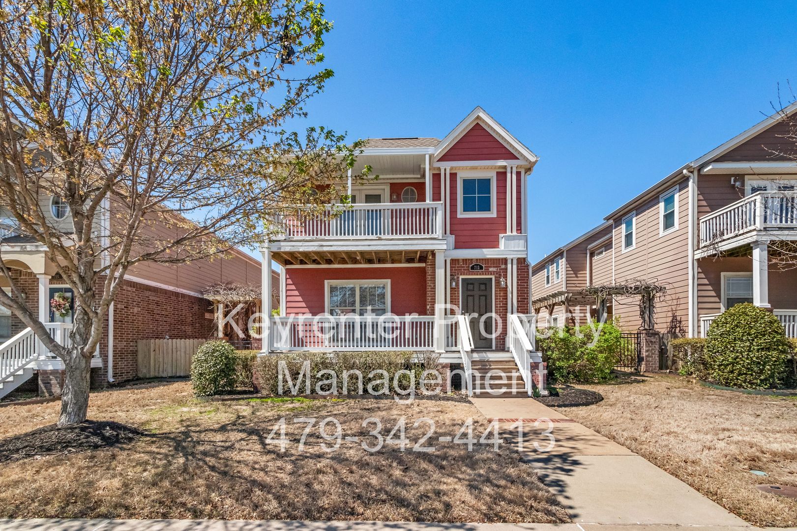 Fayetteville House: 713 N Rupple Rd