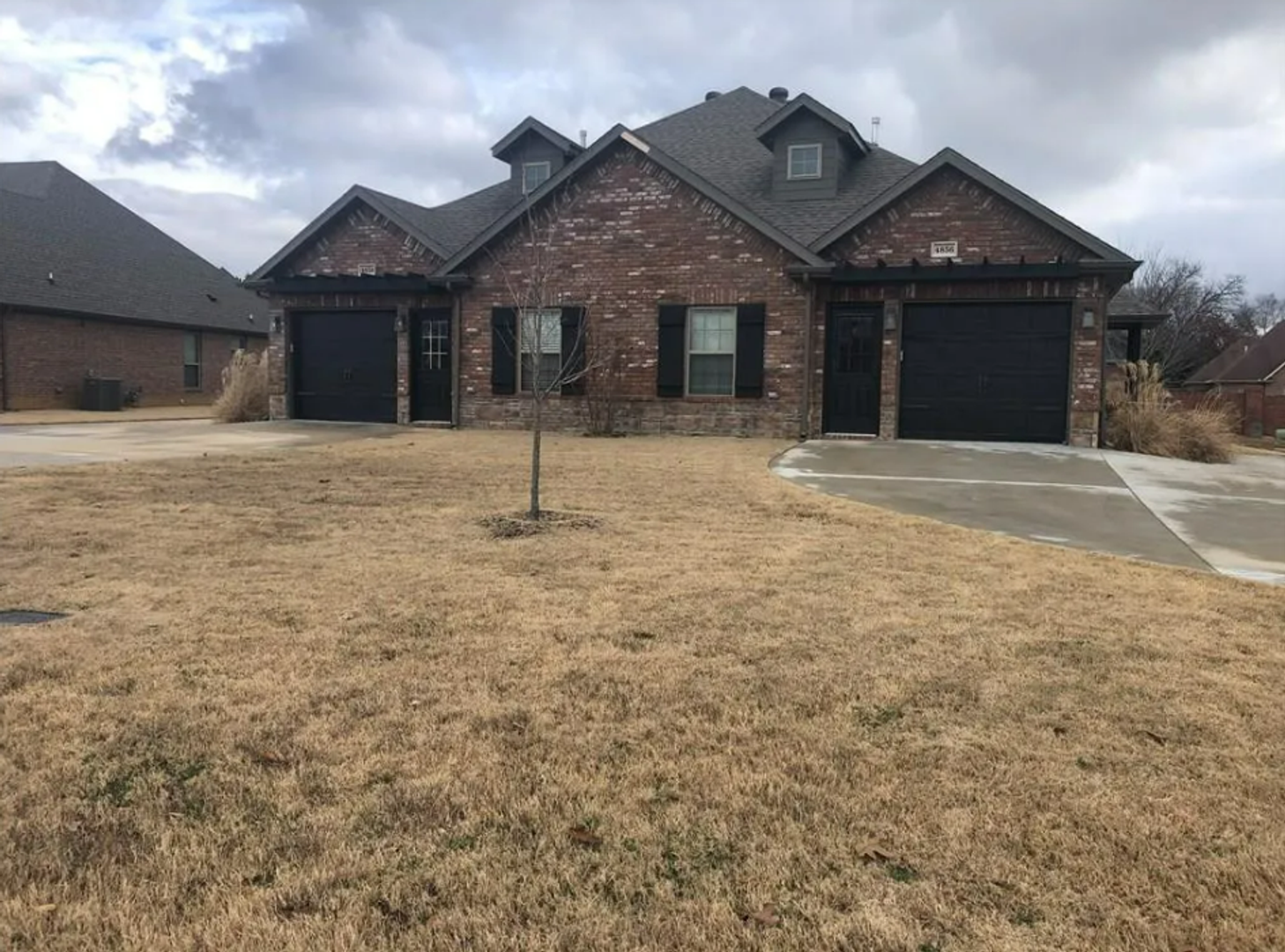 Fayetteville Apartment: 4856 N Castlewood Ln