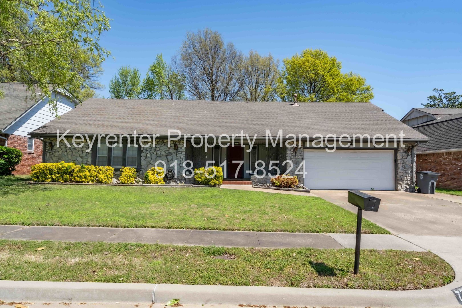 Tulsa House: 7337 S 74th Ave E