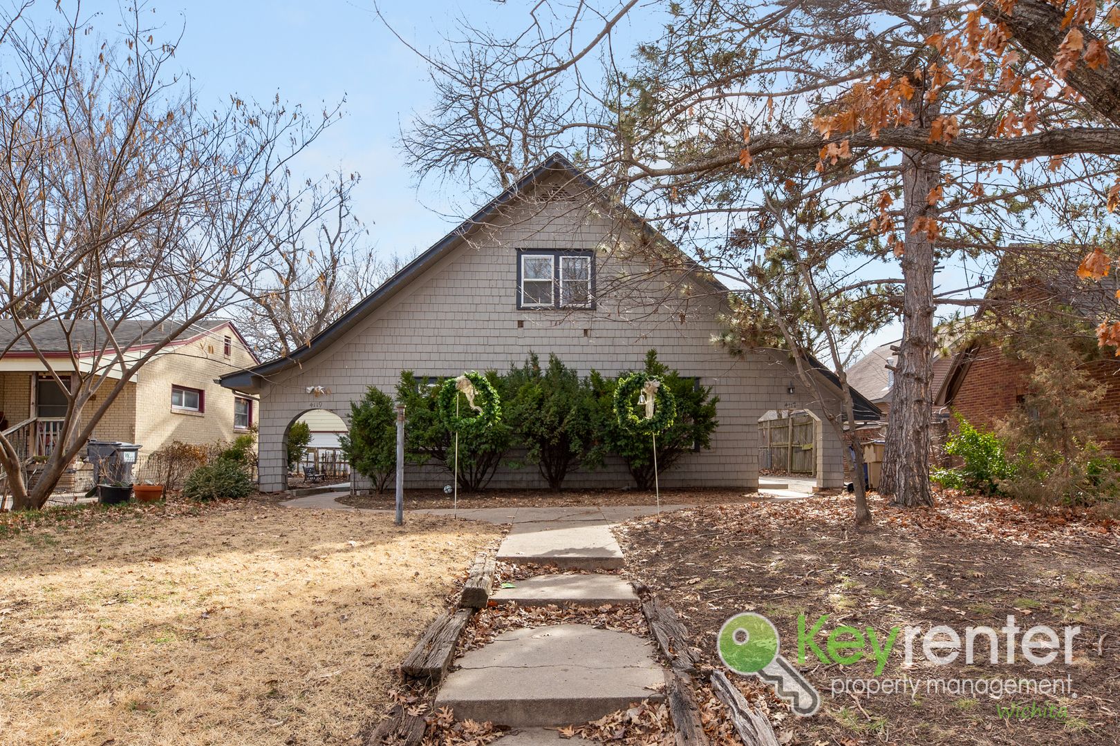 Wichita Apartment: 4117 E Lewis St