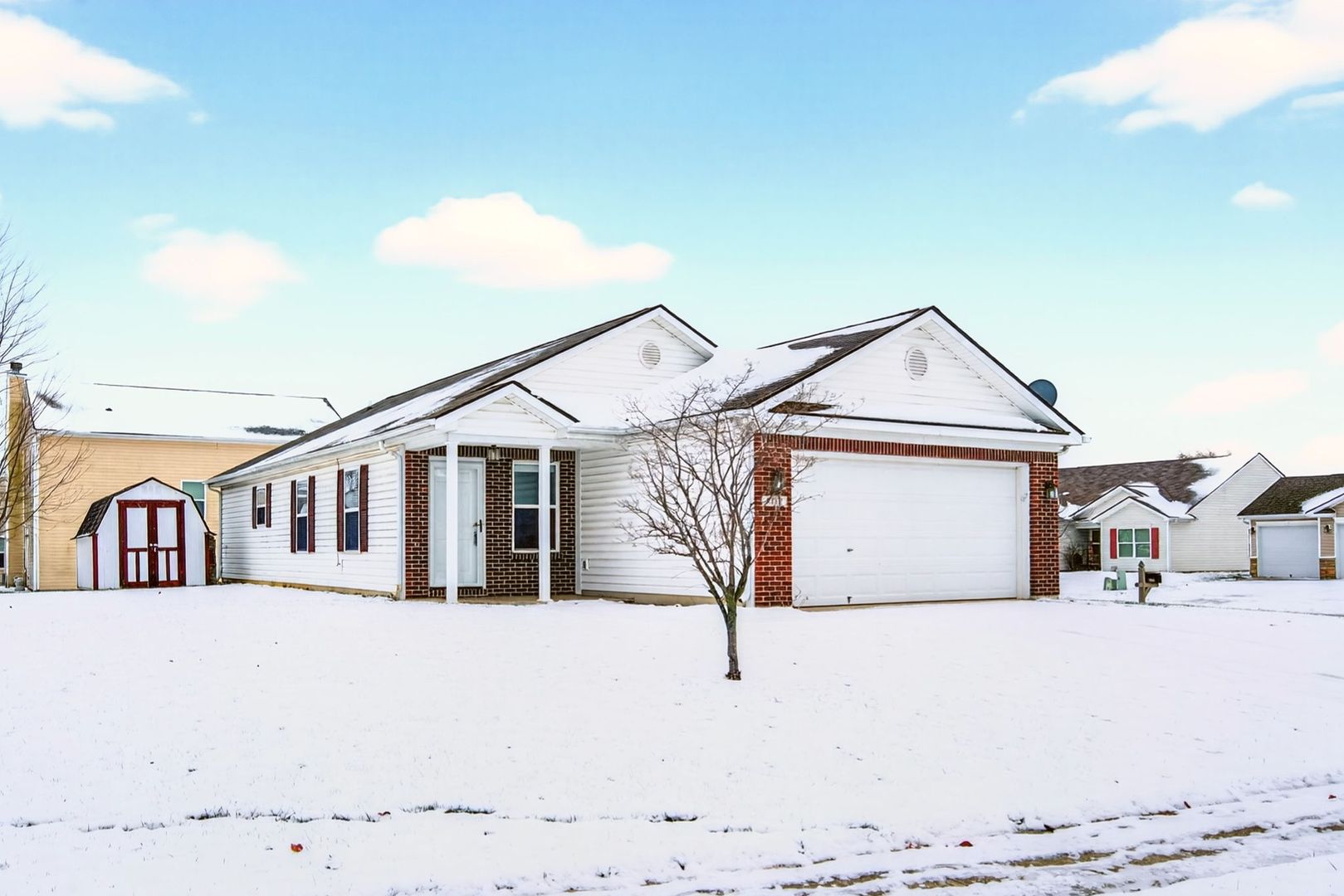 Whitestown House: 3717 Golden Grain Dr
