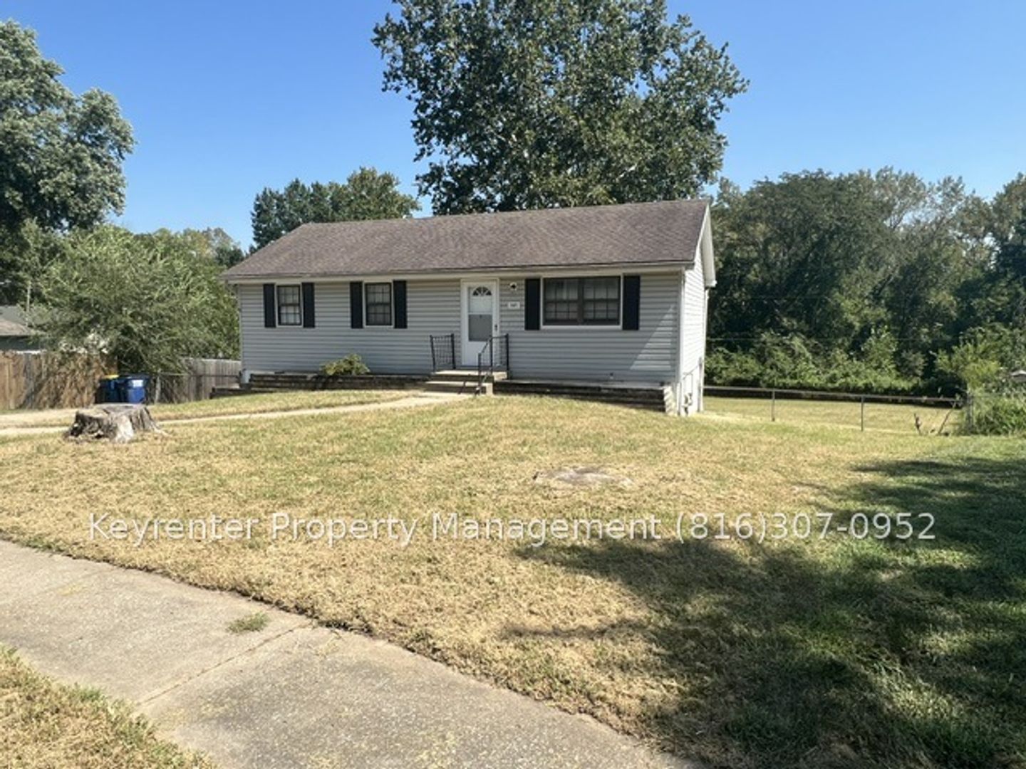 Liberty House: 187 Lee Dr
