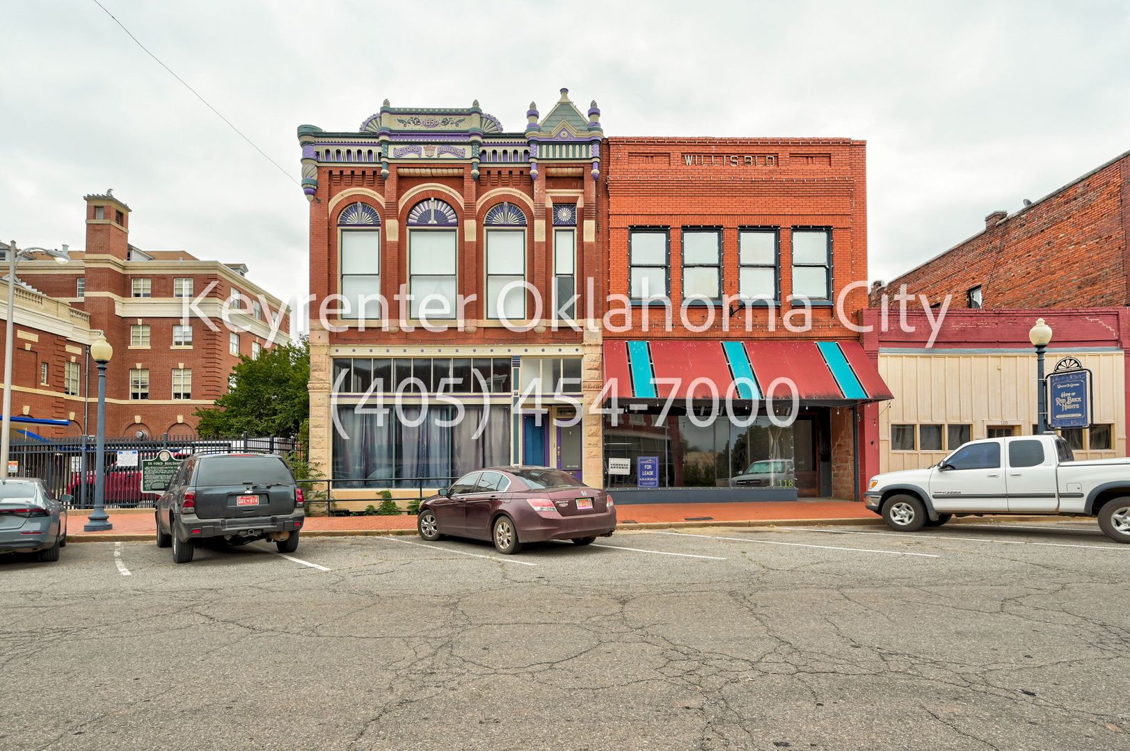 Guthrie Apartment: 116 S 2nd St