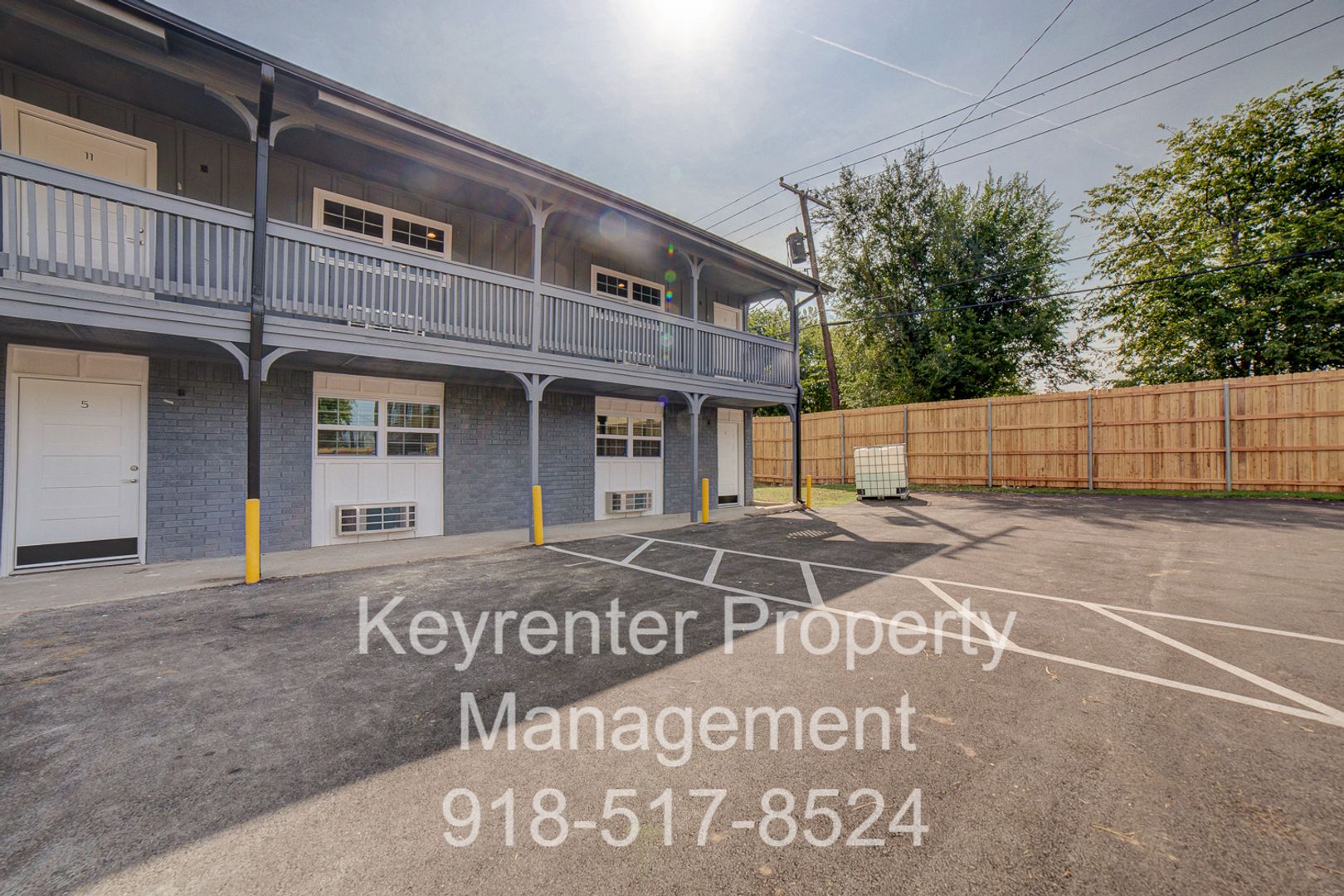 Tulsa Apartment: 2432 E 10th St