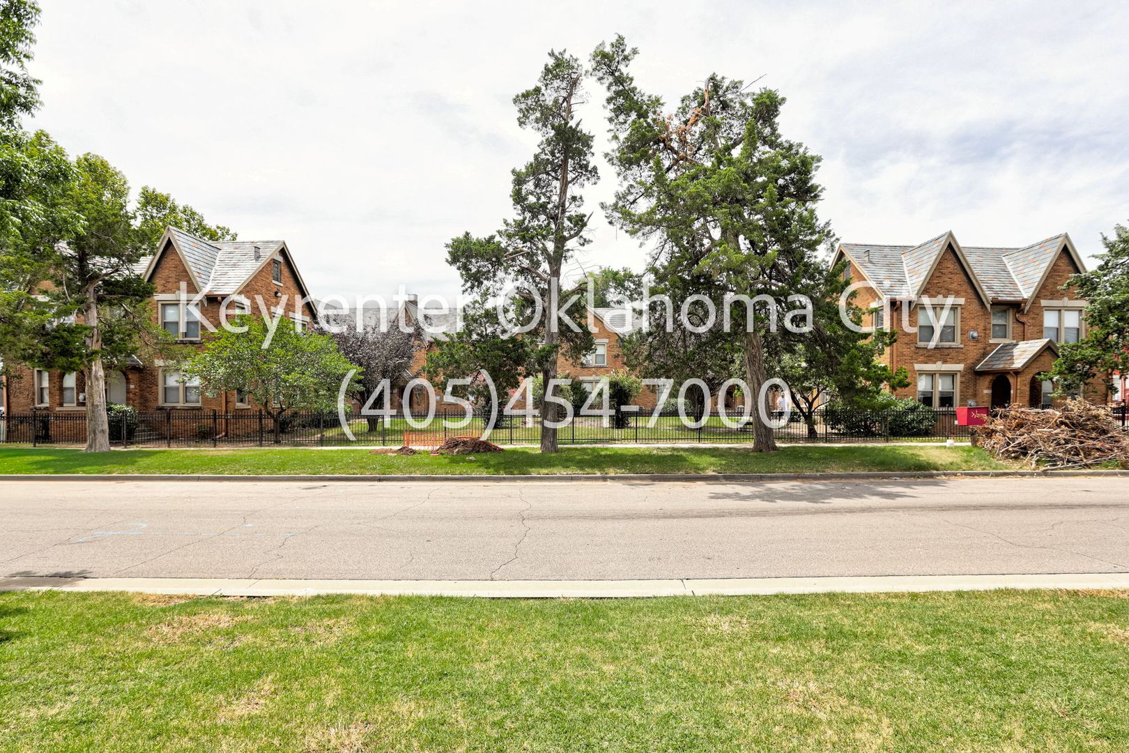 Oklahoma City Apartment: 1400 NW 25th St