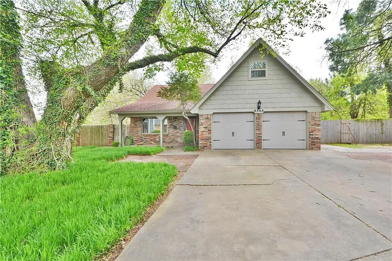 Bethany House: 8308 NW 27th St