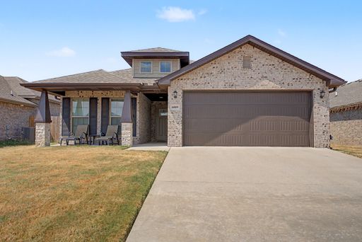 Modern 2BR/2BA Home with Luxury Master Suite & High‑Ceiling Living Space – photo 1
