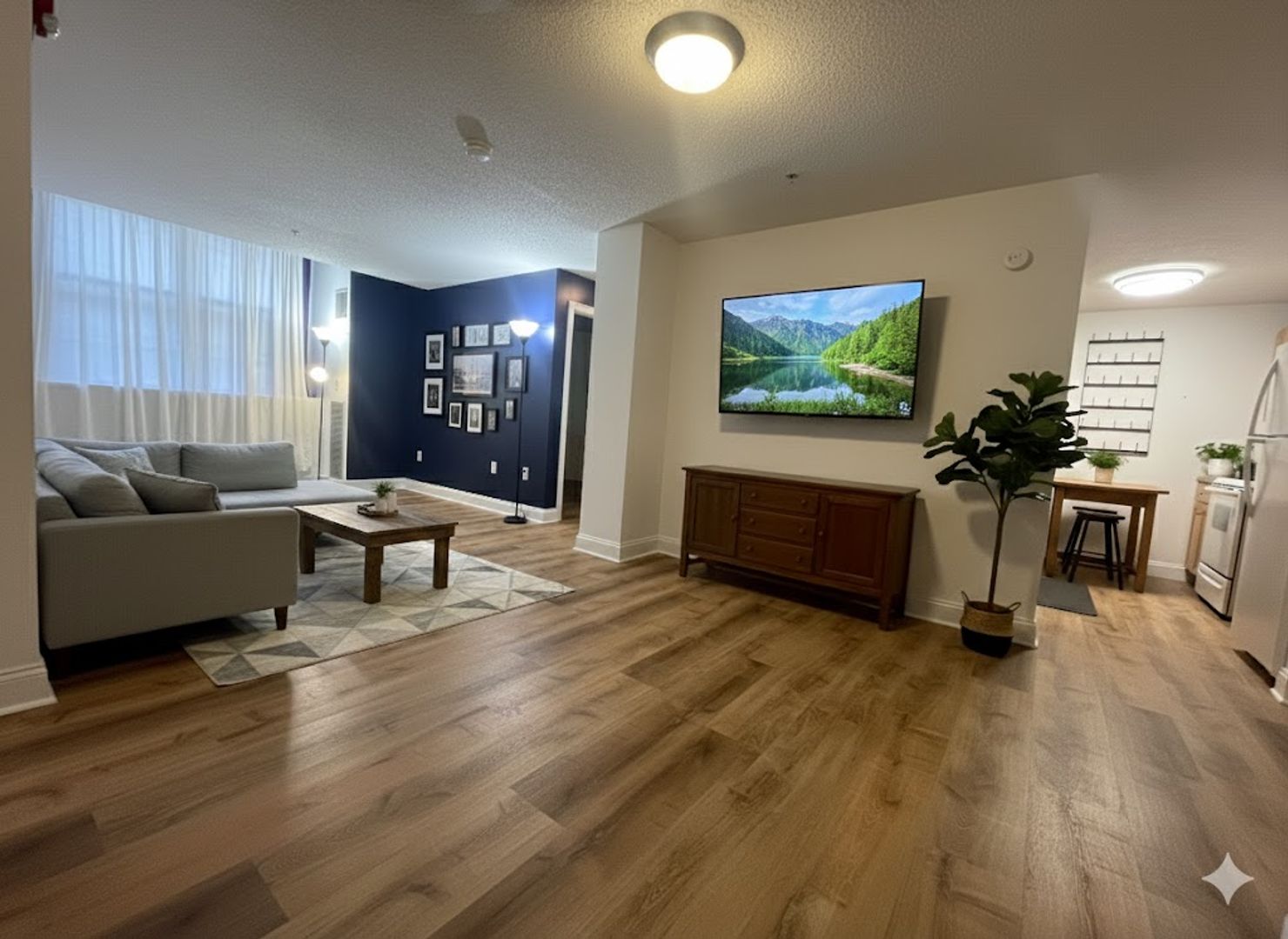 Reduced & 75% off 1st Month's Rent! Impeccably Maintained, 2-Bedroom Condo in Prime Downtown Lowell Location