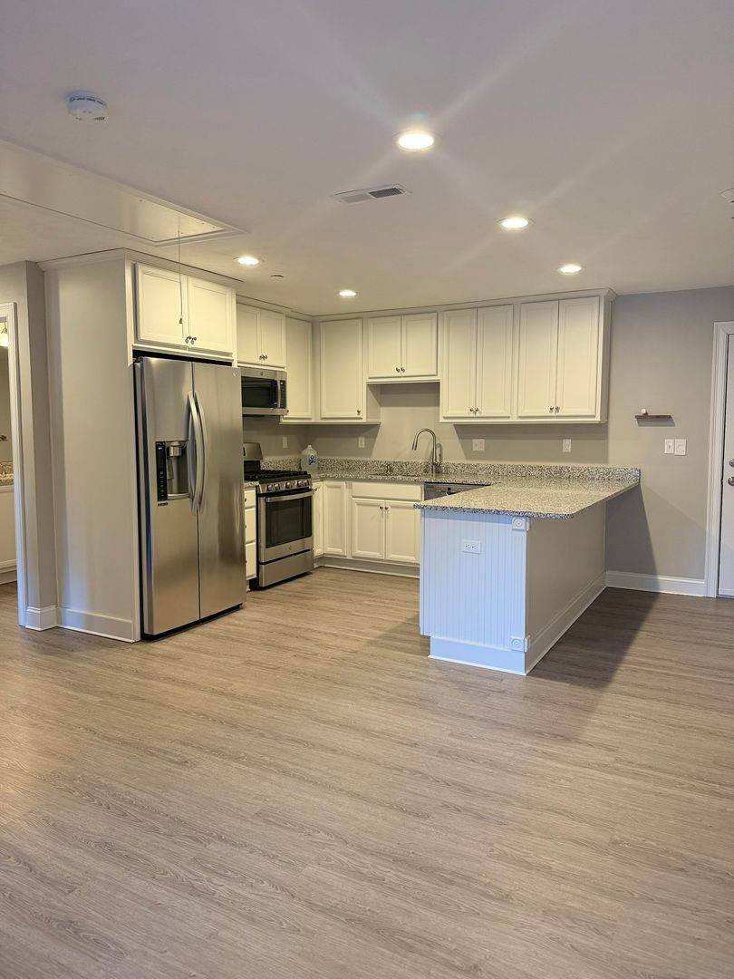 Tewksbury Condo: 1455 Main Street