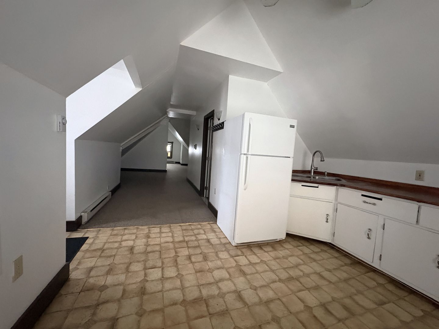 Lowell Apartment: 72-74 Hanks Street