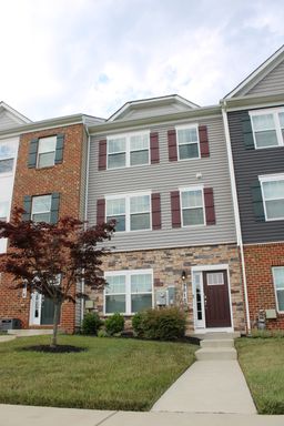 3Bd/2.5Ba in Newly Developed Woodmore – photo 1