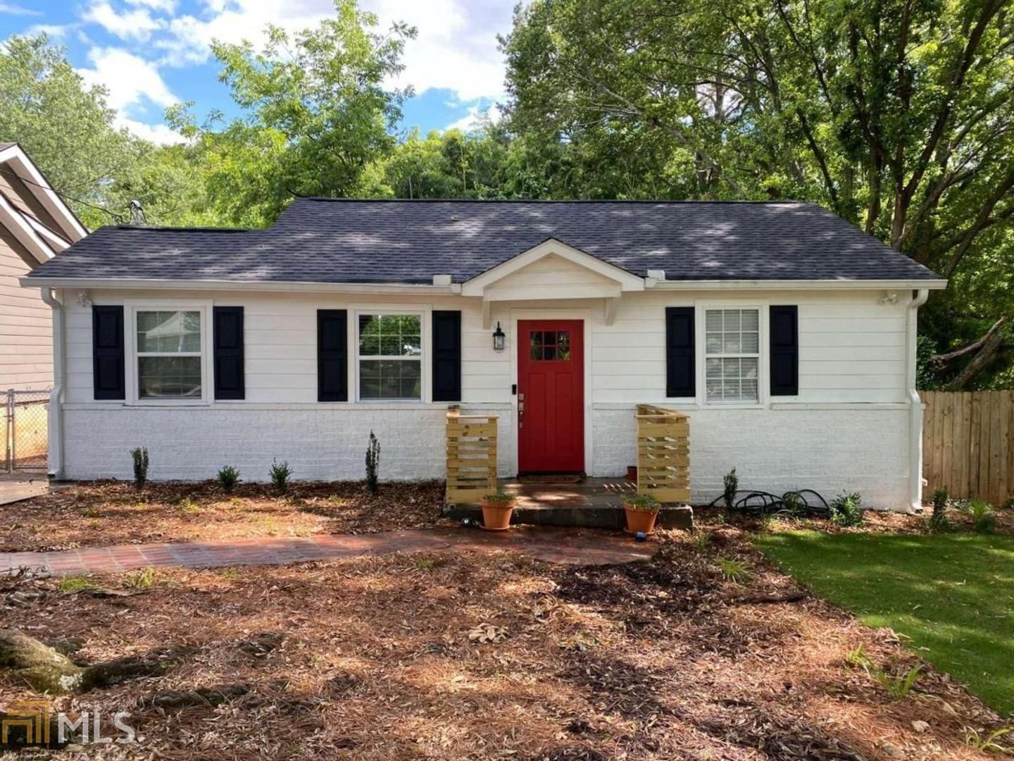 Atlanta House: 1127 DOBBS DR SE