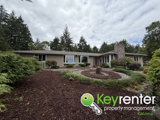 Spacious 3,240 SqFt 4-Bedroom, 2.5-Bathroom Home on a Large Lot in Secluded Neighborhood Just 15 Minutes from JBLM! – photo 1