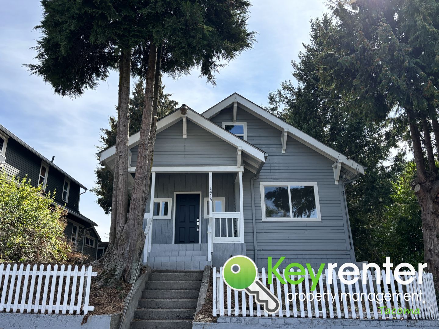 Tacoma House: 1416 S 41st St