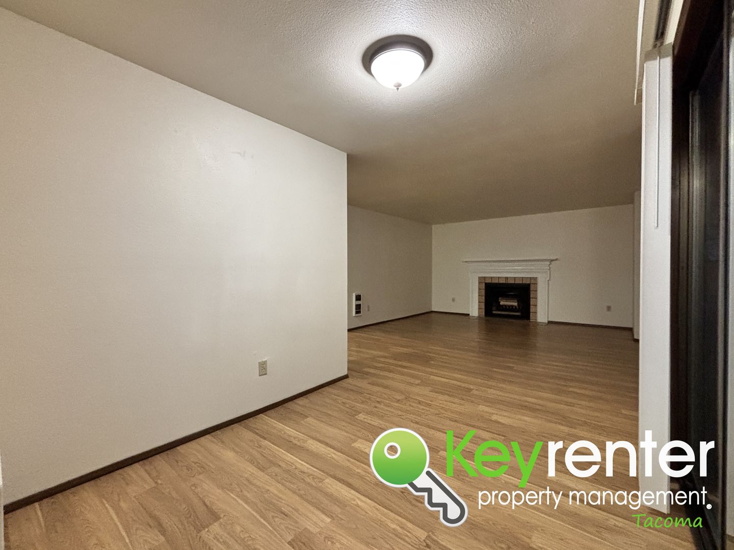 Tacoma House: 3725 S Orchard St Unit 2