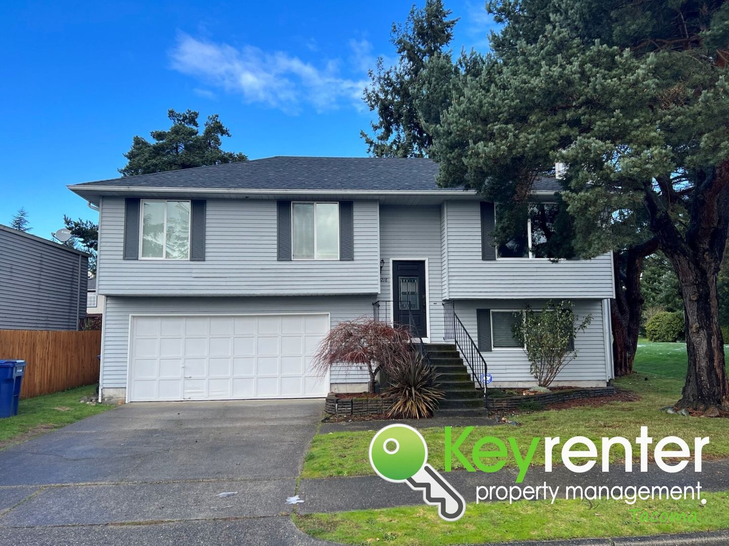 Tacoma House: 1218 N Newton