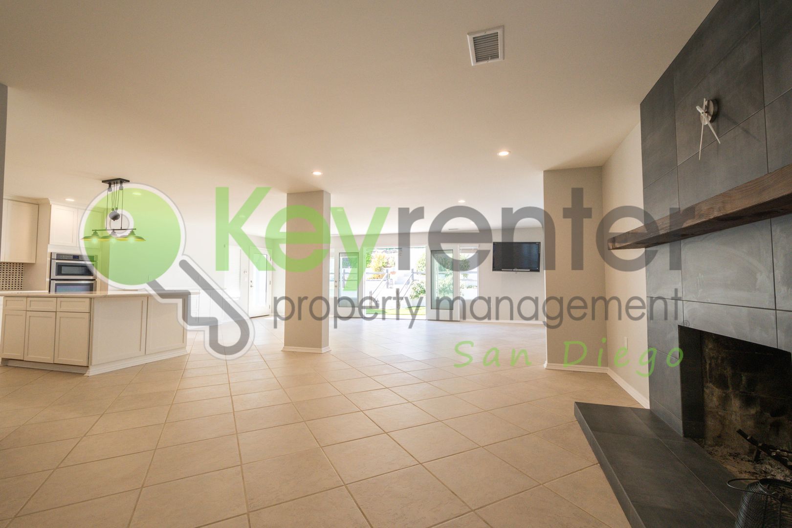 Poway House: 12338 Holland Road