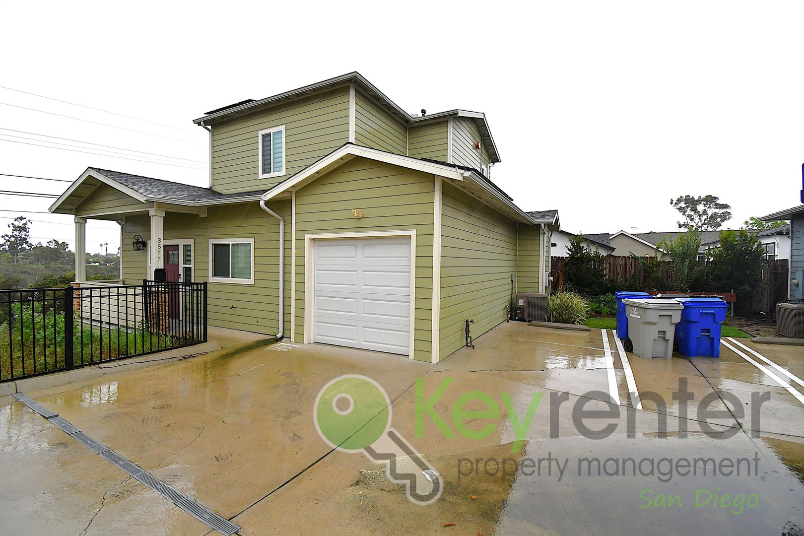 San Diego House: 3577 Nile St