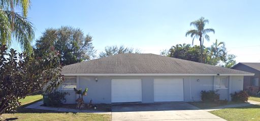 ***TWO WEEKS FREE*** Flexible Living in a Prime Cape Coral Spot – photo 1