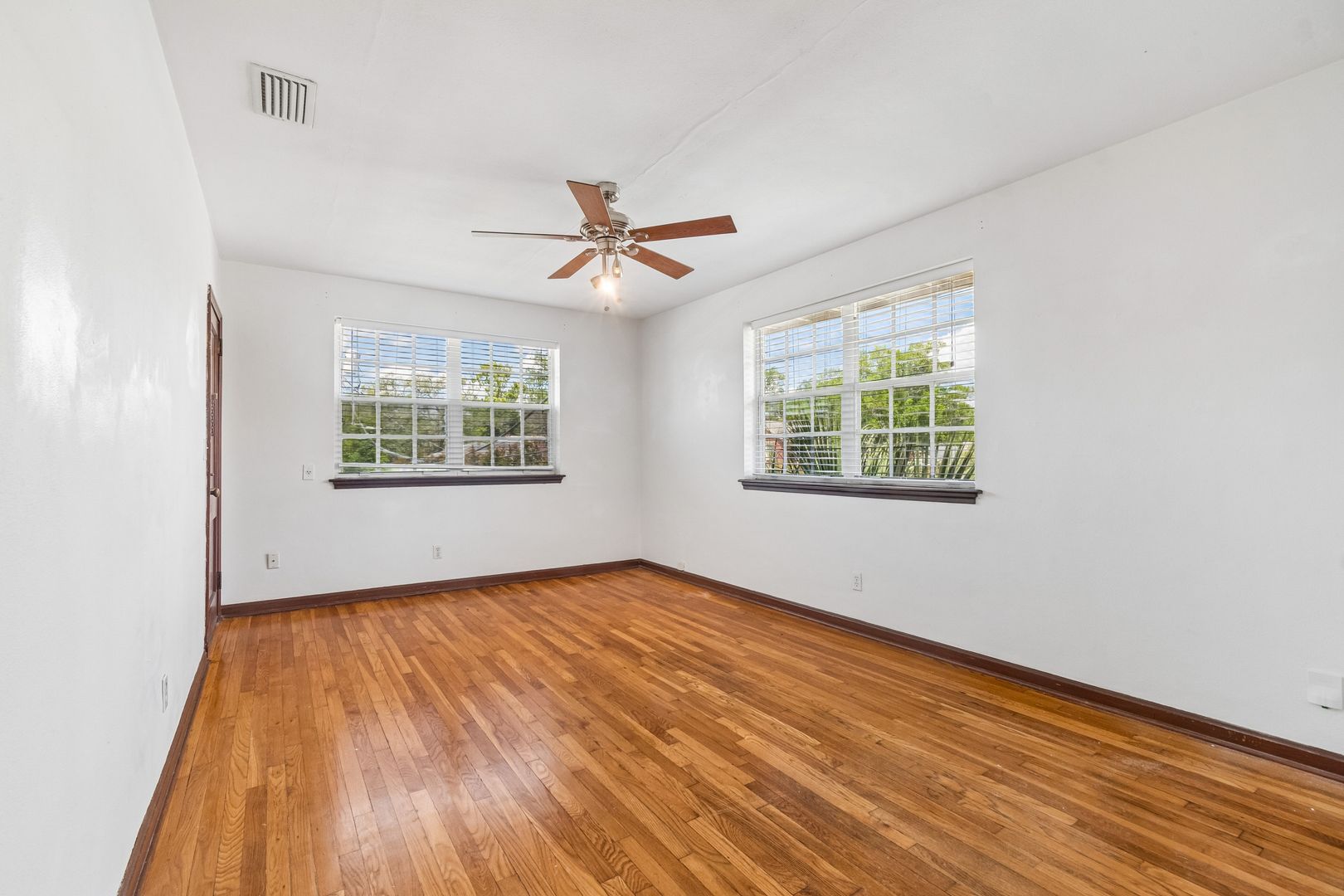 1731 Flagler Ave 4-Plex 18 of 42
