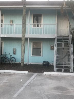 **** TWO WEEKS FREE **** 2 Bedroom 1 Bath in Fort Myers right off US!!! – photo 1