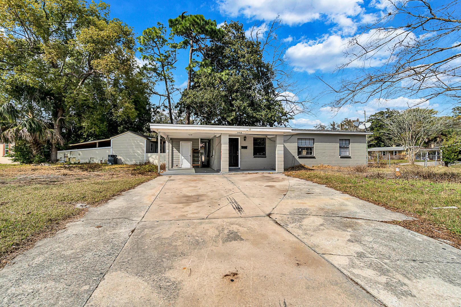 Jacksonville House: 3448 Inwood Cir E