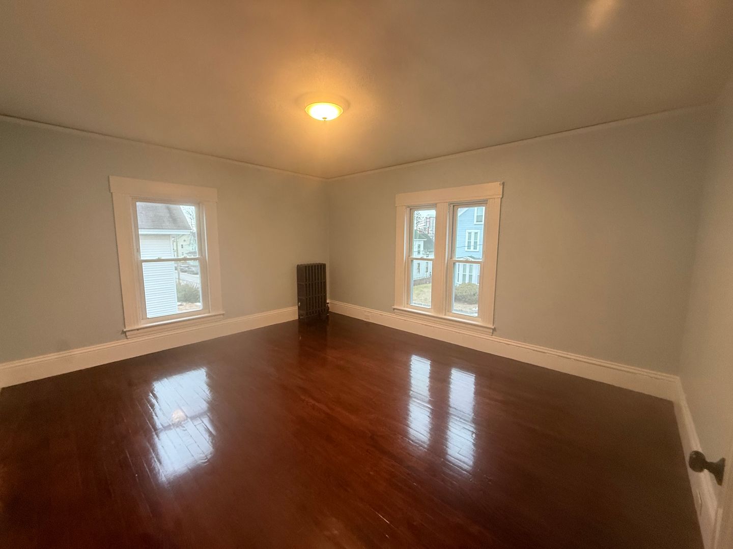 Manchester Apartment: 597 Beech Street