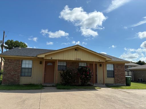 Welcome Home to 13320 White Settlement Road! – photo 1