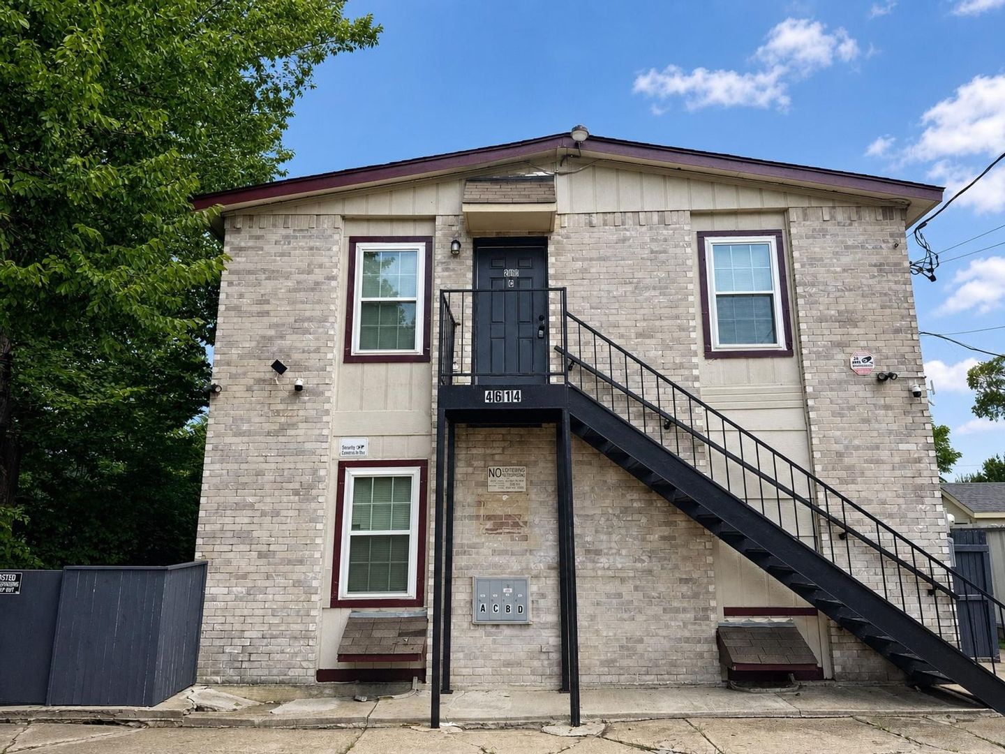Dallas Apartment: 4614 Gurley Ave