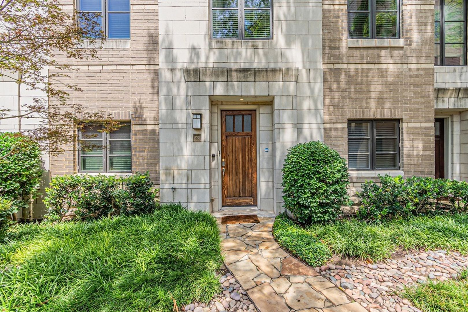 Dallas House: 3210 Carlisle St - Unit 40