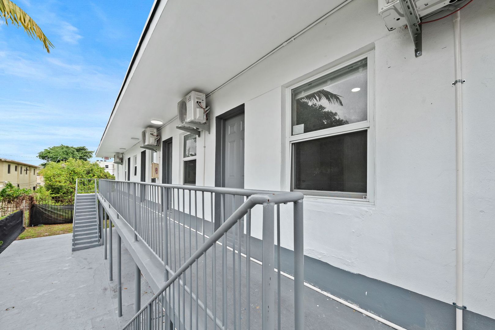 Renovated 2-Bedroom Apartment in Miami – $1,650/Month 5 of 12