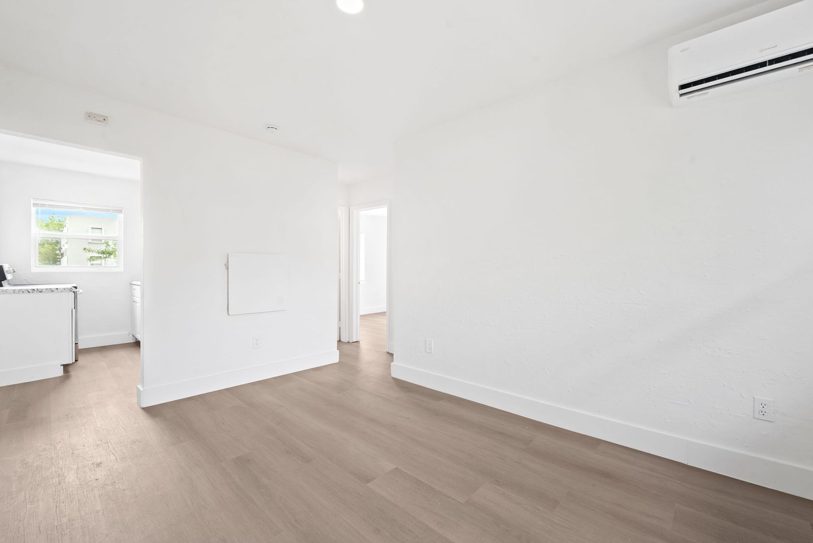 Renovated 2-Bedroom Apartment in Miami – $1,650/Month 10 of 12