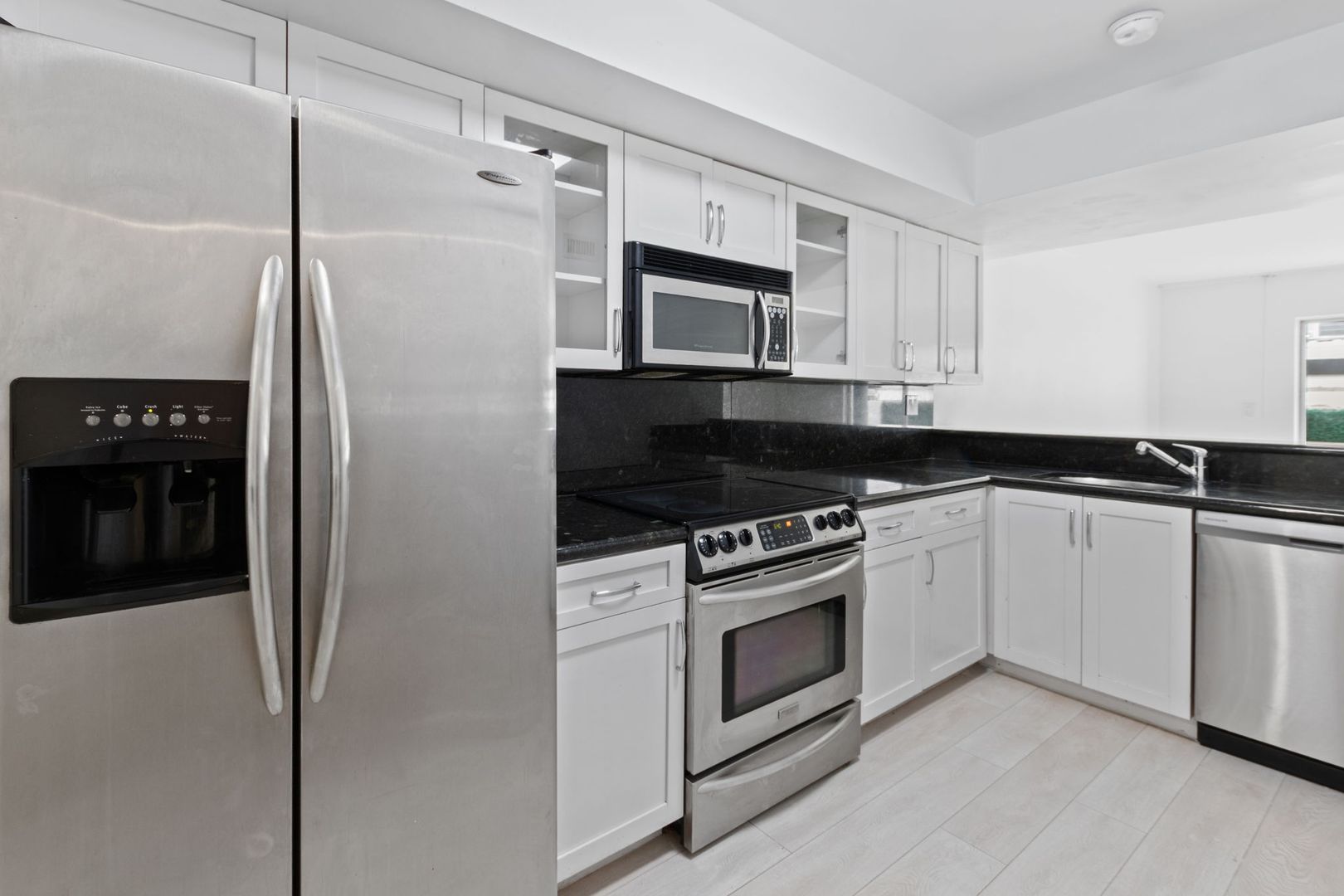 Miami House: 2977 McFarlane Rd , PENTHOUSE 10