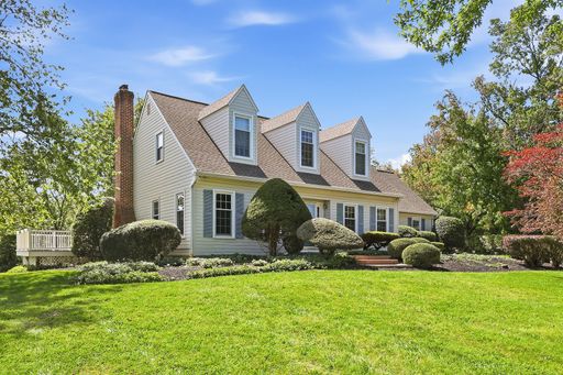 Spacious 3-Bedroom Home on 2.74 Acres in Jamison