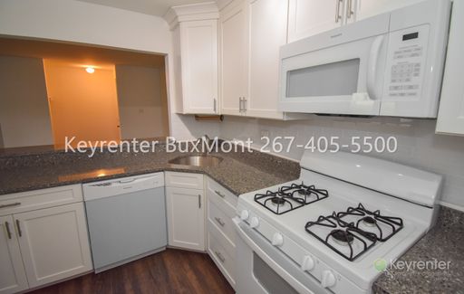 Charming 2-bedroom, 1st floor condo nestled in Timber Creek