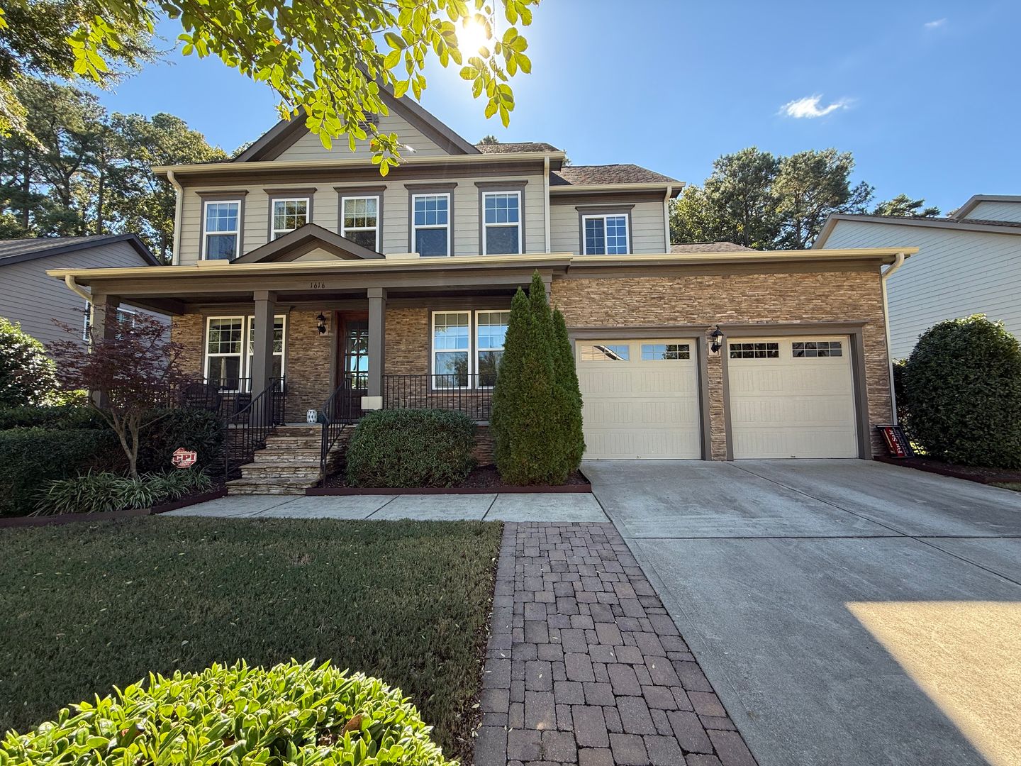 Raleigh House: 1616 Doubles Ct