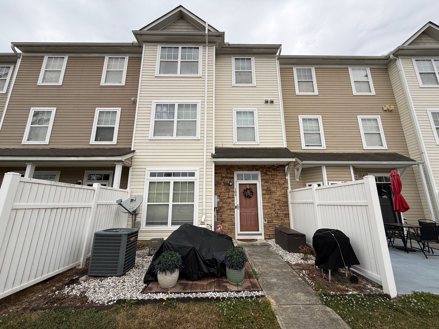 Raleigh Townhome: 351 Gilman Lane, Unit 103