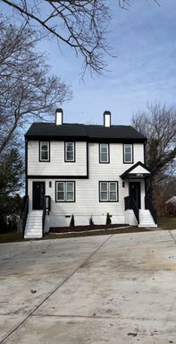 Luxurious 2BD, 1.5BA Raleigh Unit (B) in a Prime Location Near NC State University – photo 1